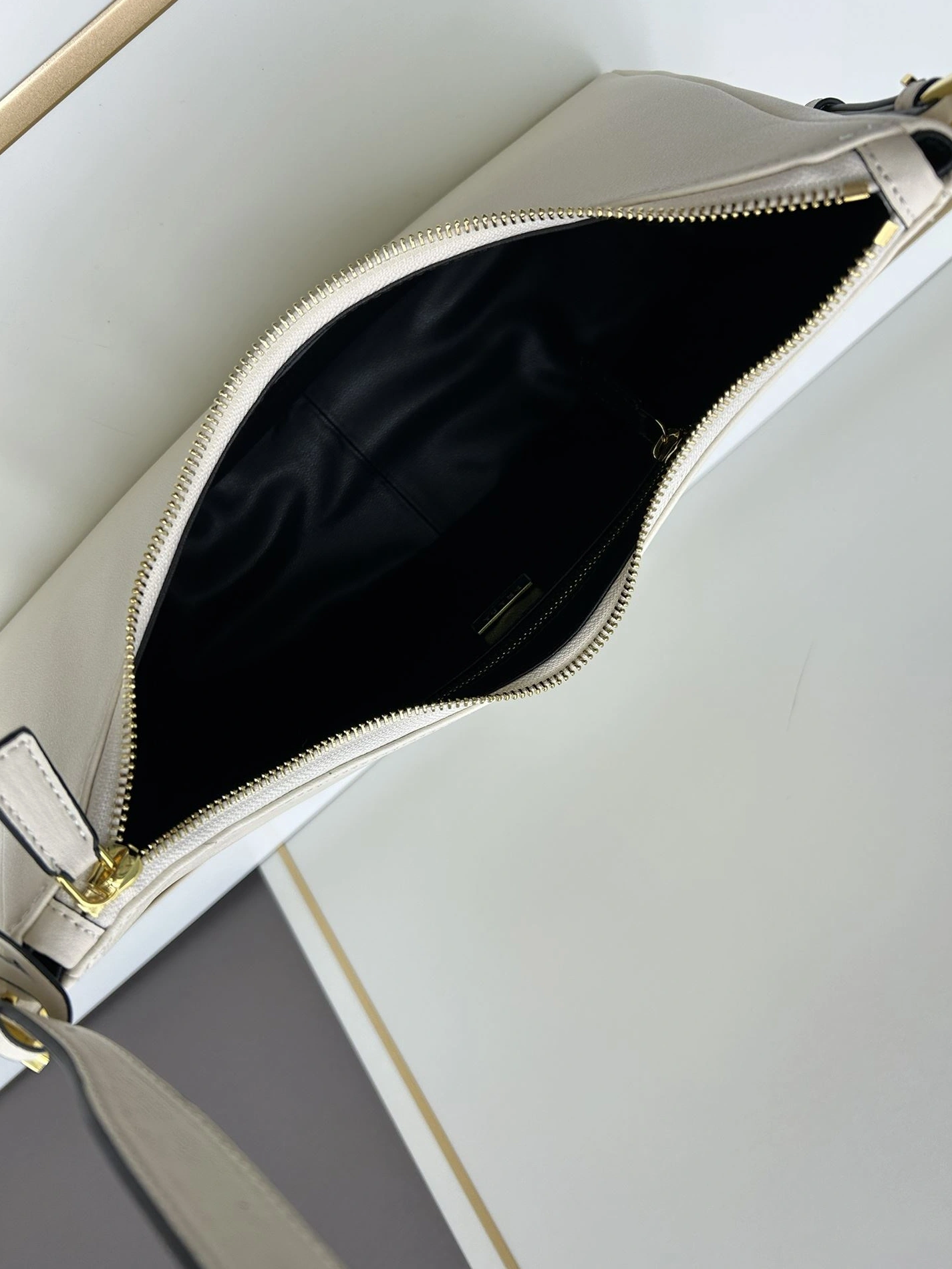 ModernLook Prxdx Top Handle Bags 59216