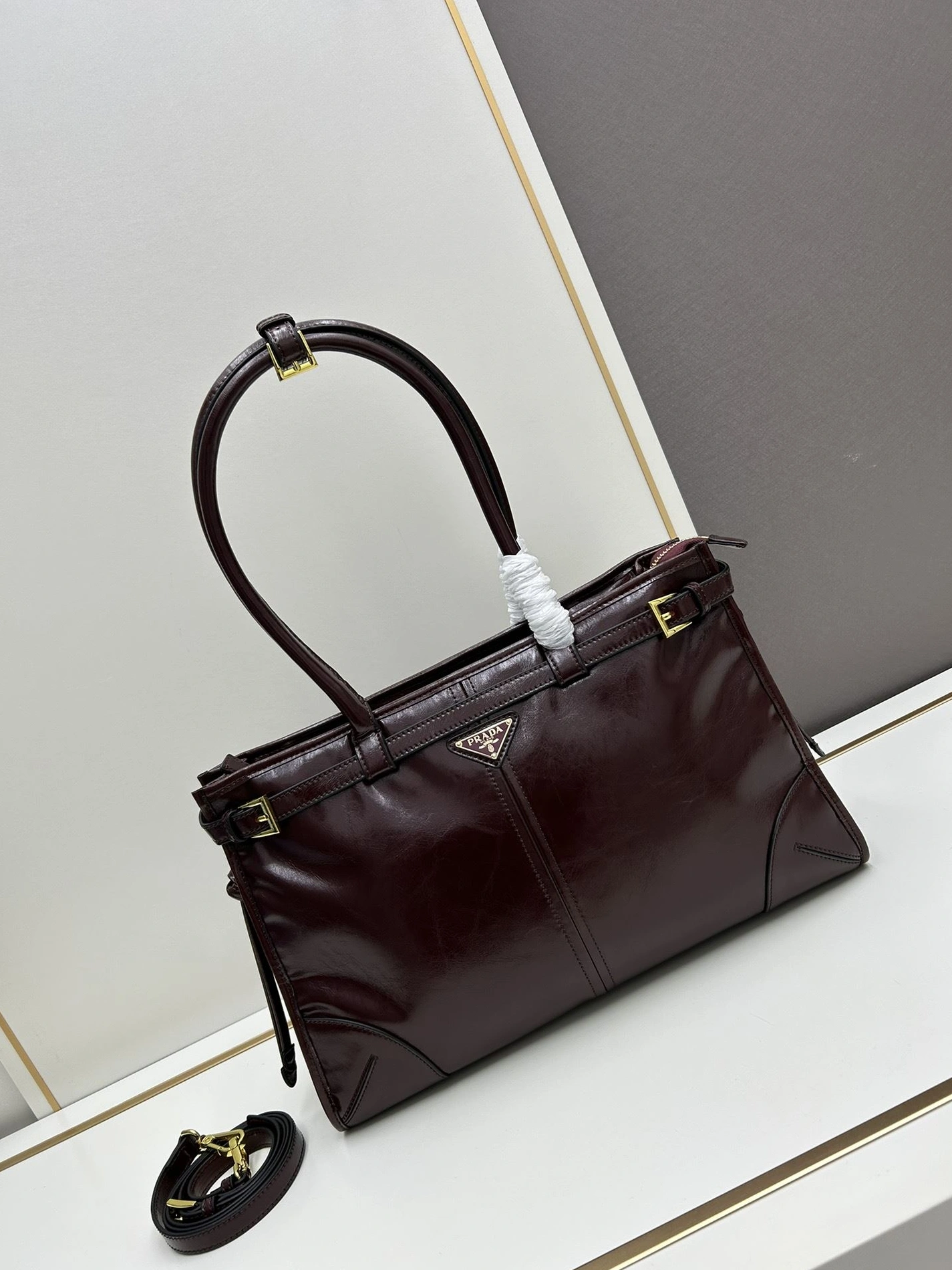 WellDesigned Prxdx Top Handle Bags 59262