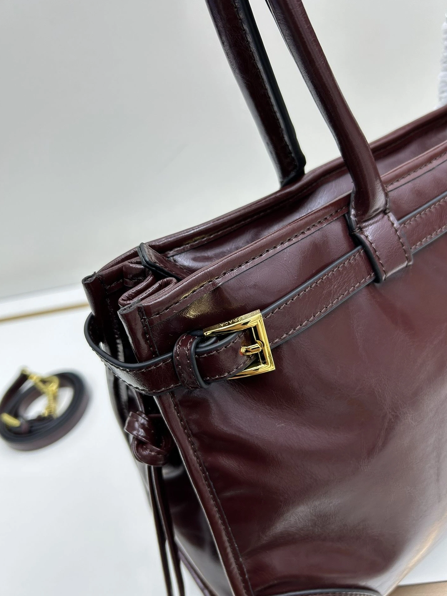 WellDesigned Prxdx Top Handle Bags 59262