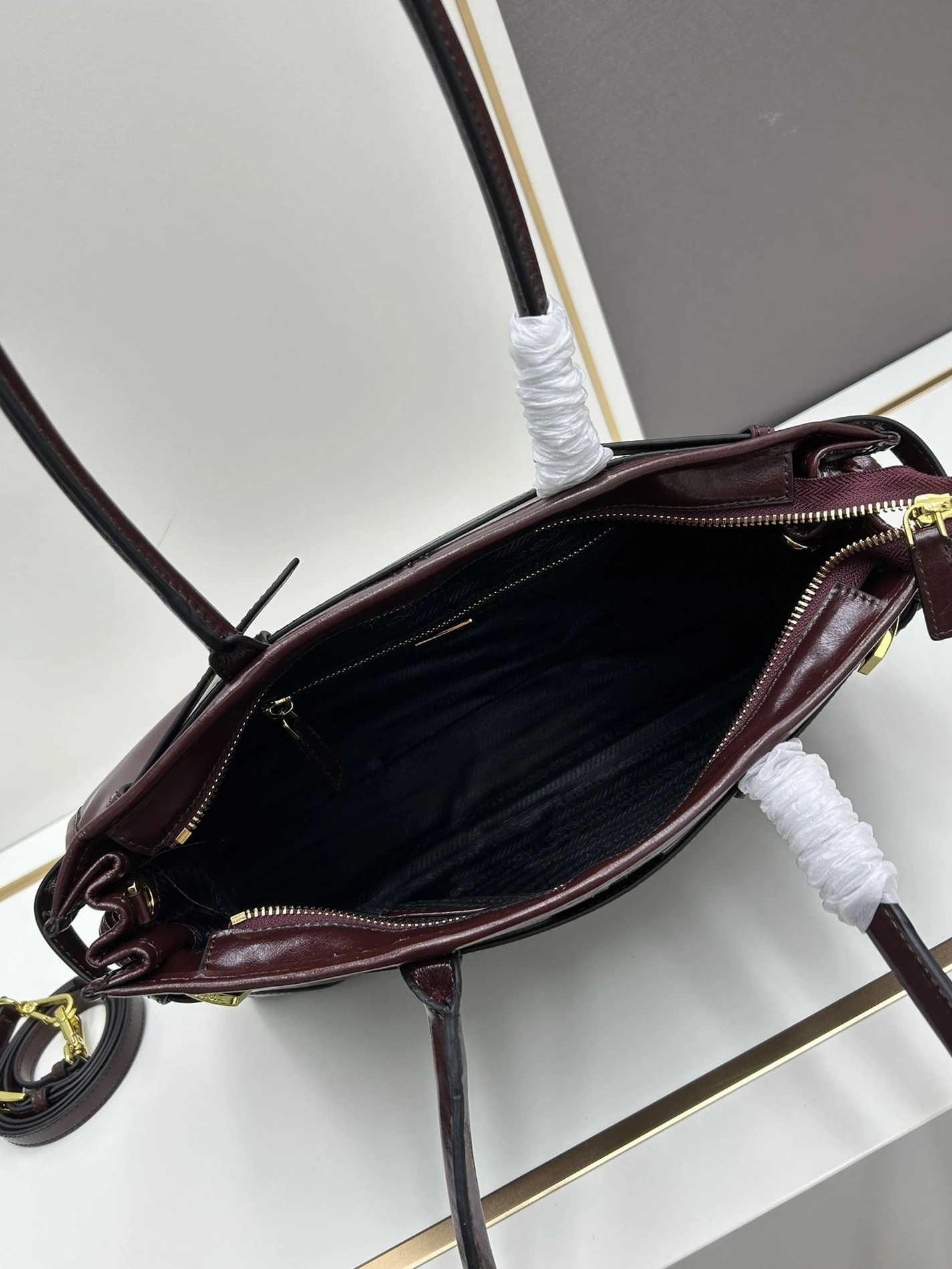 WellDesigned Prxdx Top Handle Bags 59262
