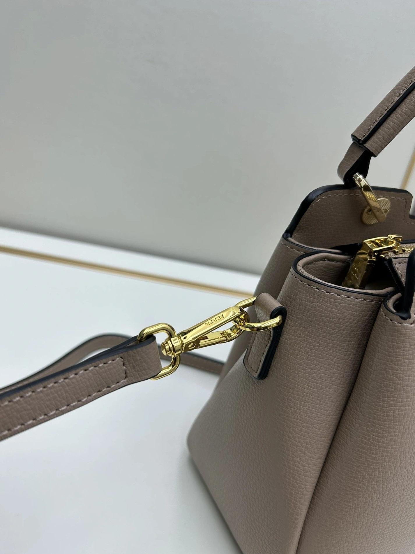 Lightweight Prxdx Top Handle Bags 59186