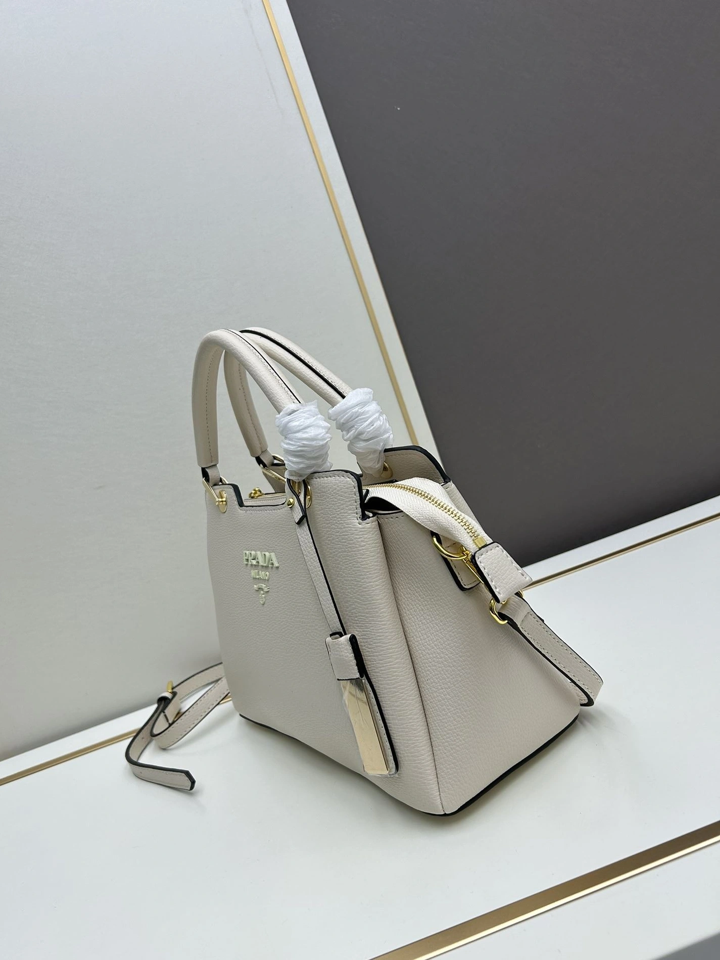 Comfortable Prxdx Top Handle Bags 59185