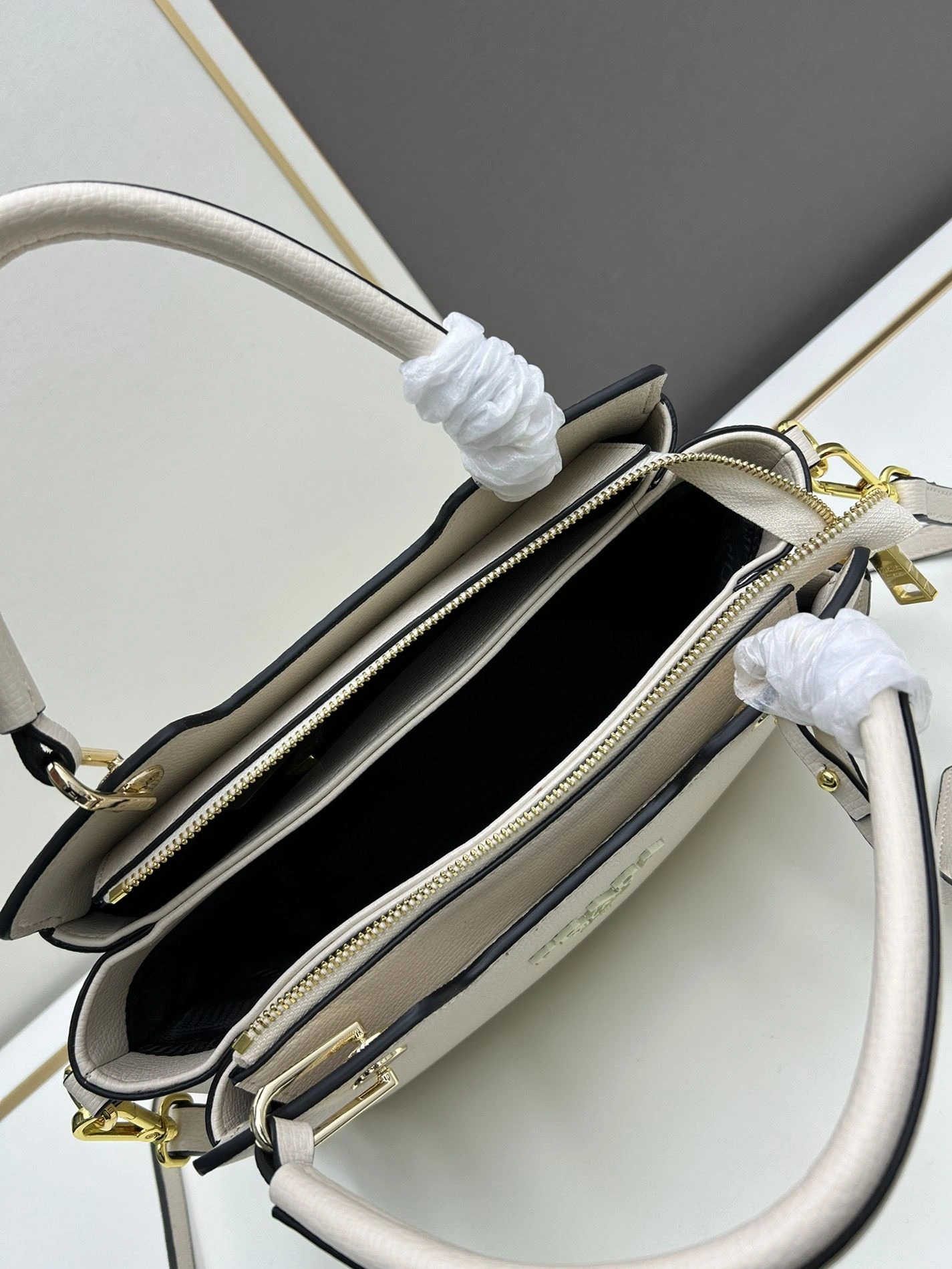 Comfortable Prxdx Top Handle Bags 59185