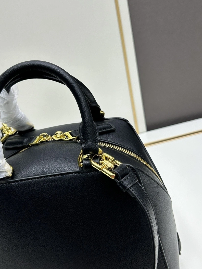 Durable Gxvxnchy Handle Bags 80208