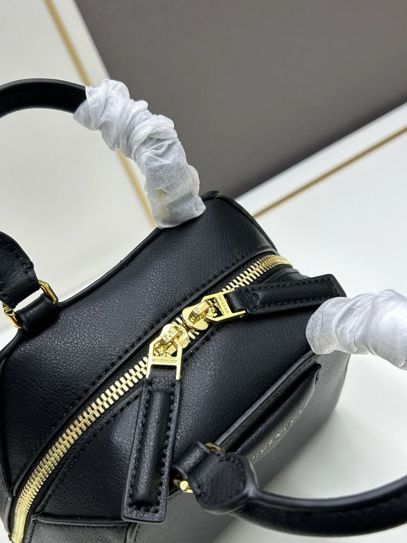 Gxvxnchy Handle Bags ModernLook 80187