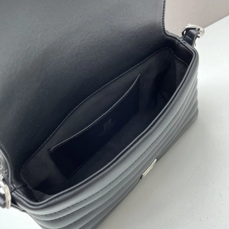 Unique Gxvxnchy Satchel Bags 80175