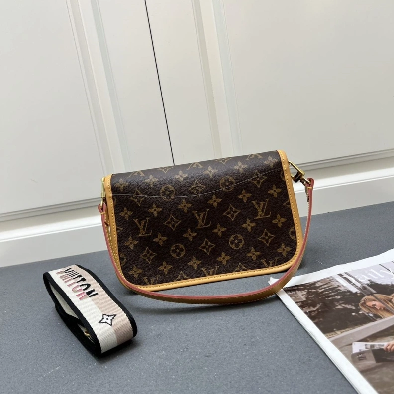 HighQuality LX Satchel bags 23610