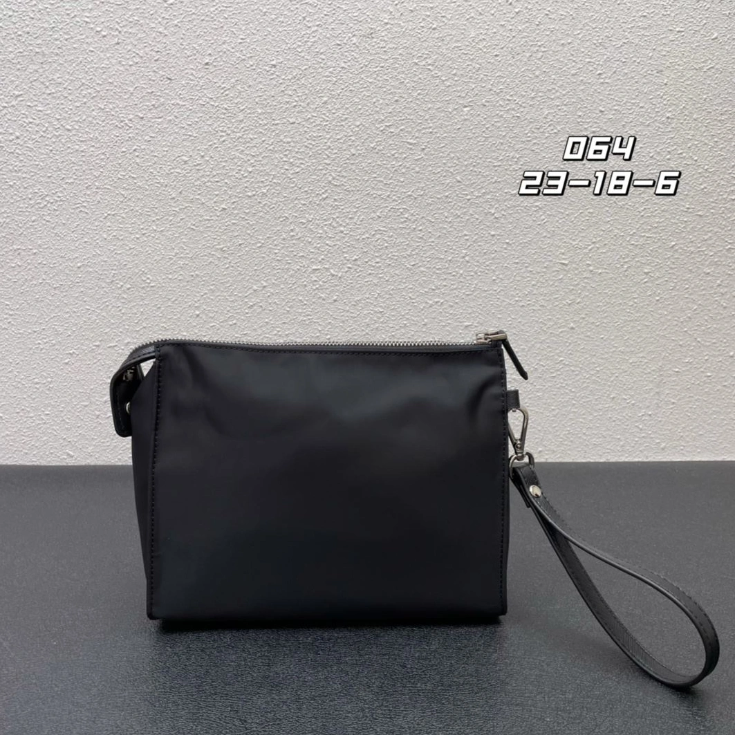 Comfortable Prxdx Clutch Bags 60012