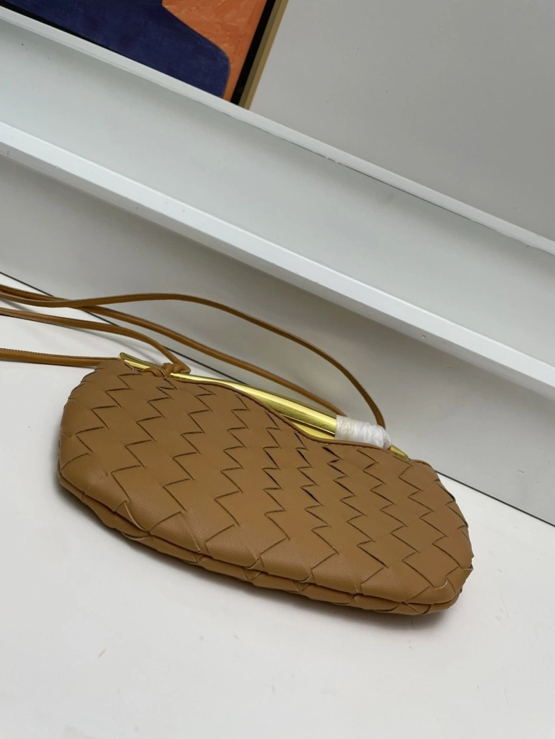 Sophisticated BX Satchel Bags 79986