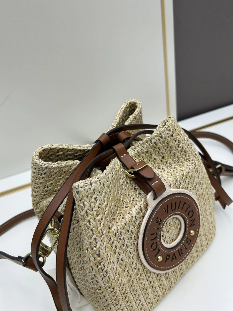 LX Bucket Bags Refined 23794