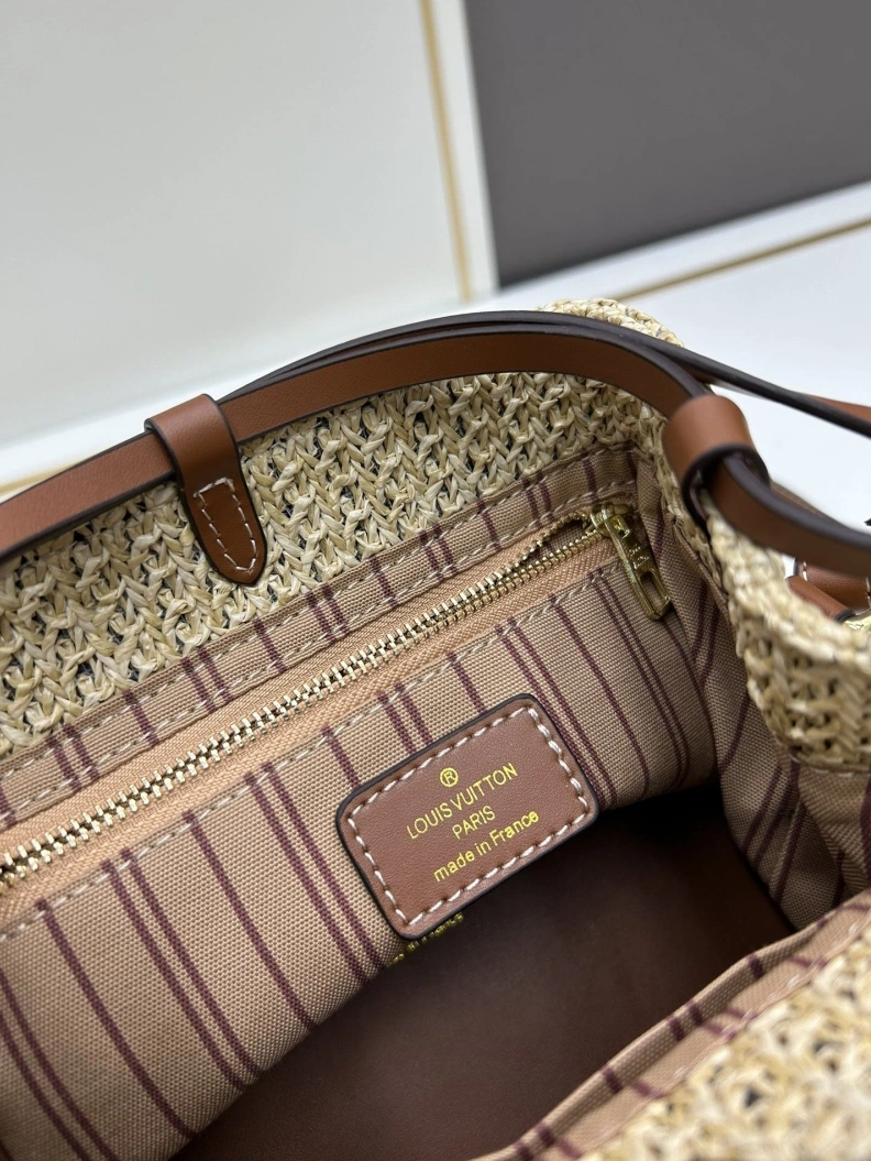 LX Bucket Bags Refined 23794