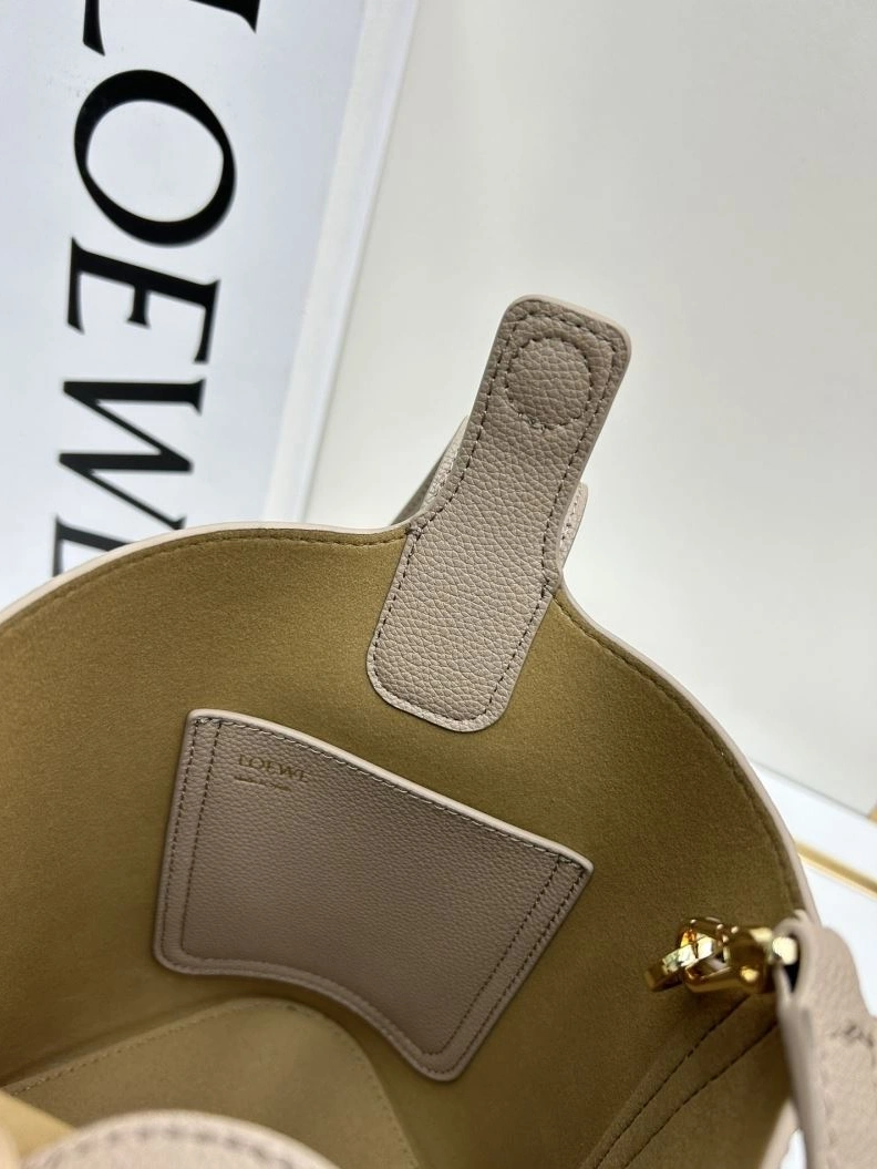 Lxxwe Handle Bags EyeCatching 79808