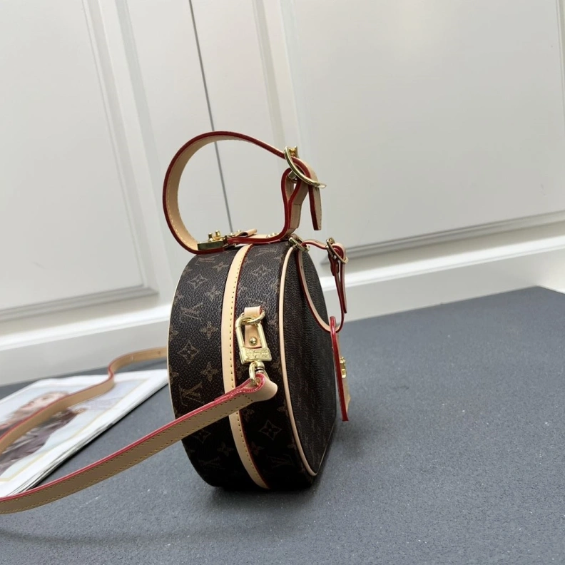 Lightweight LX Satchel bags 23603