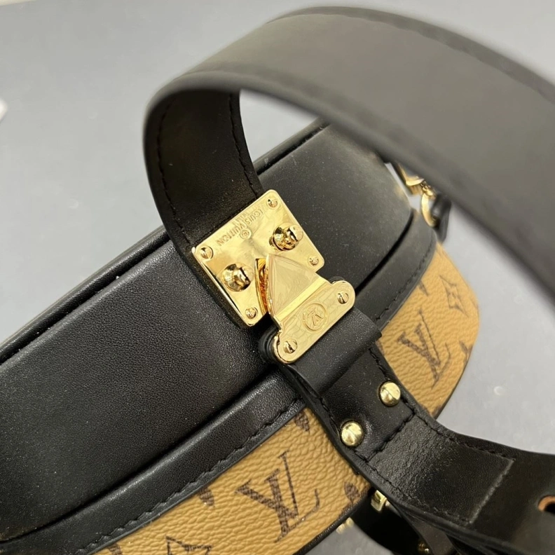 LX Satchel bags Flexible 23607