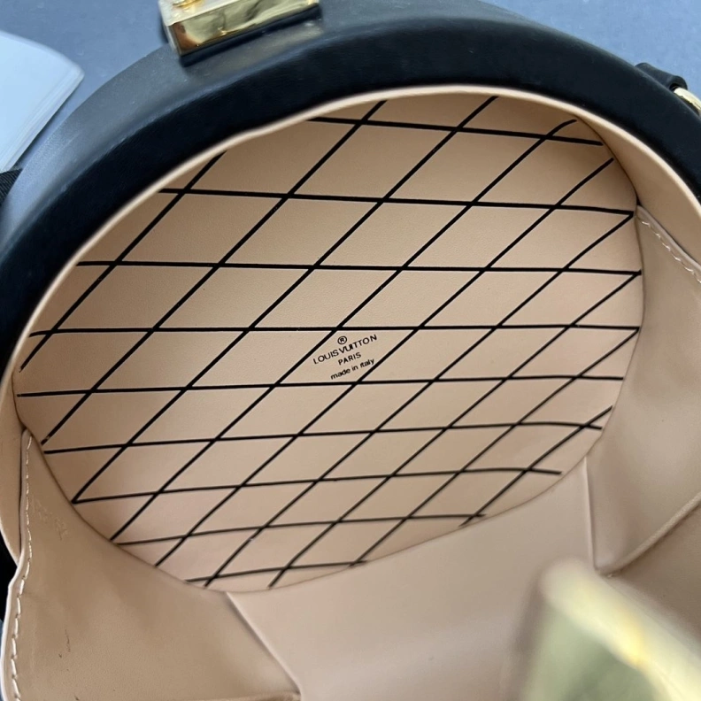 LX Satchel bags Flexible 23607