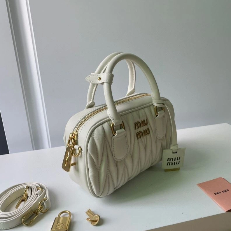 Minimalist MIX MIX Top Handle Bags 79415