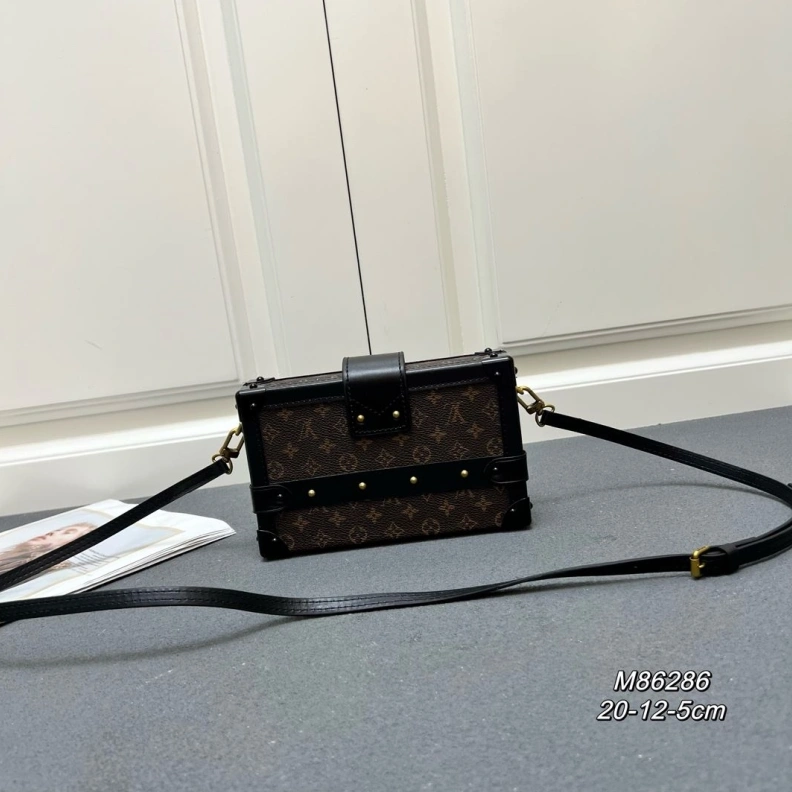 LX Box Bags Fashionable 23812