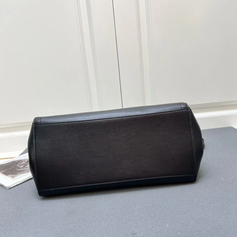 Sleek Vxlxntino Shopping Bags 78893