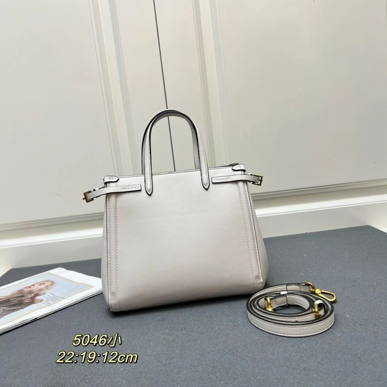 AllSeason Vxlxntino Shopping Bags 78875