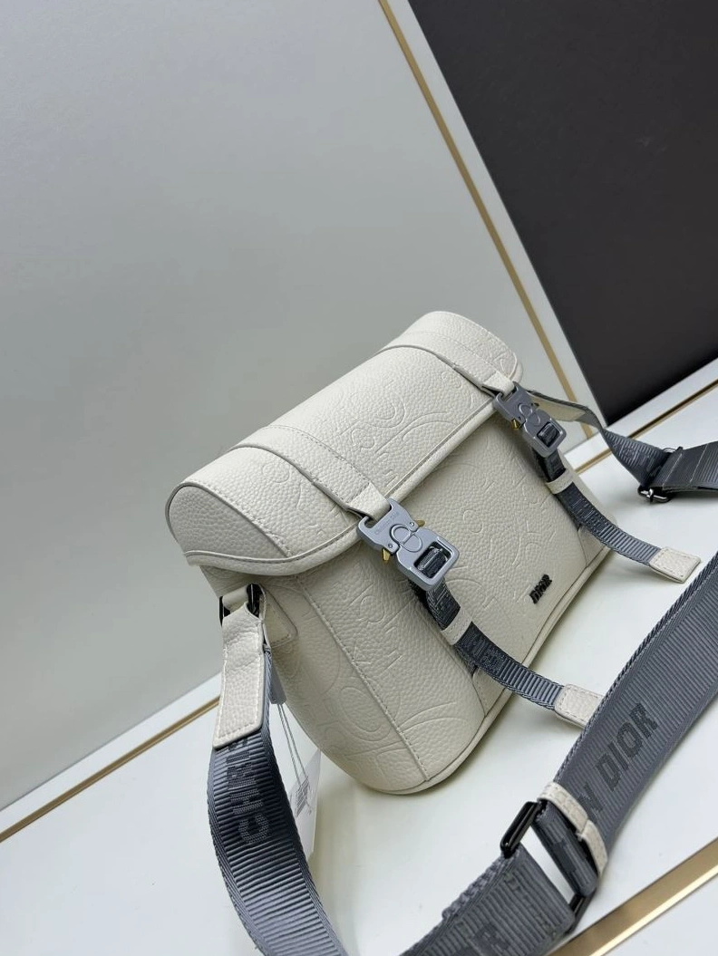 StreetReady Dxxr Satchel bags 62019