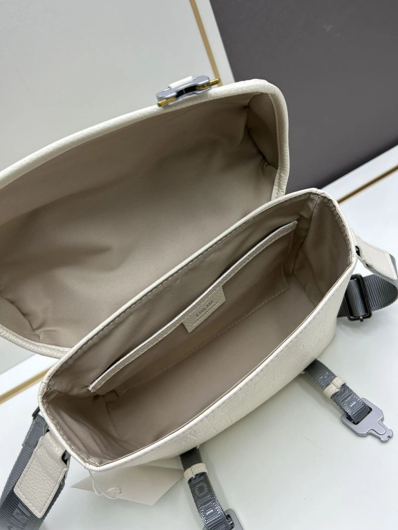 StreetReady Dxxr Satchel bags 62019