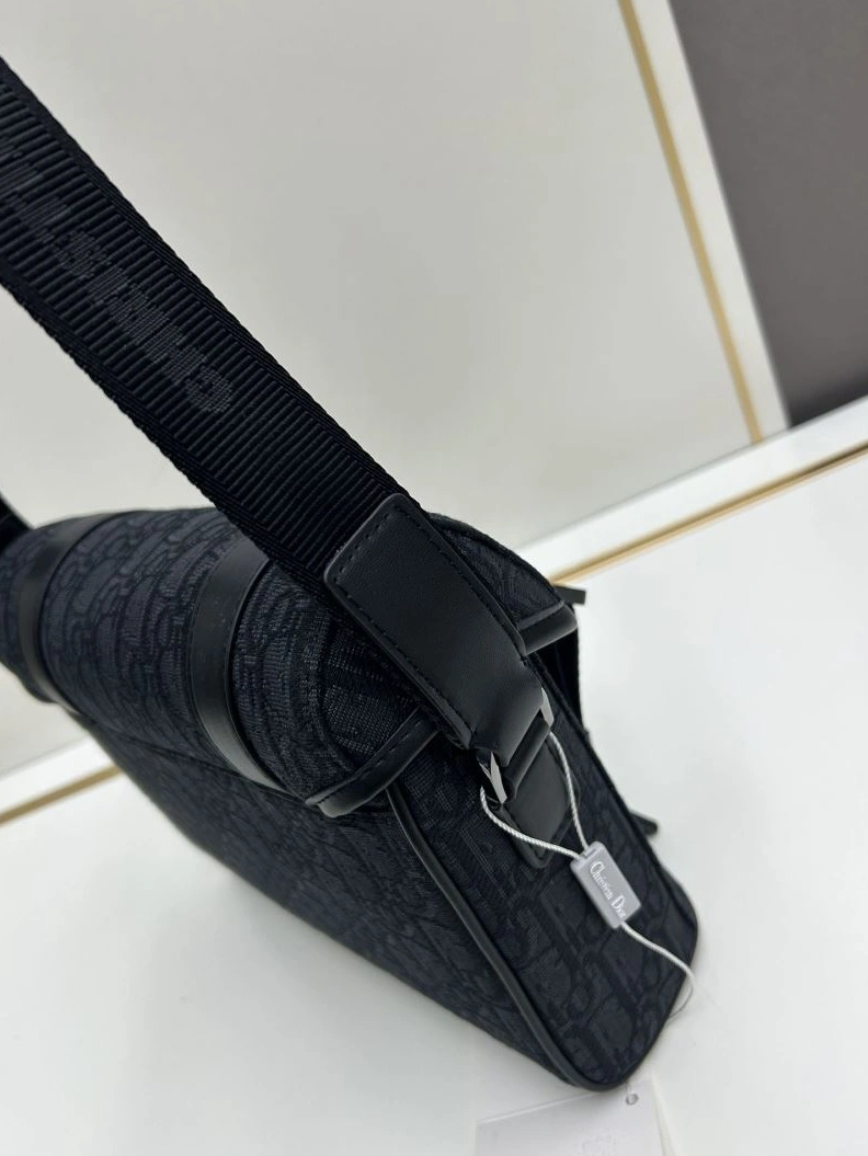 Trendsetting Dxxr Satchel bags 62018