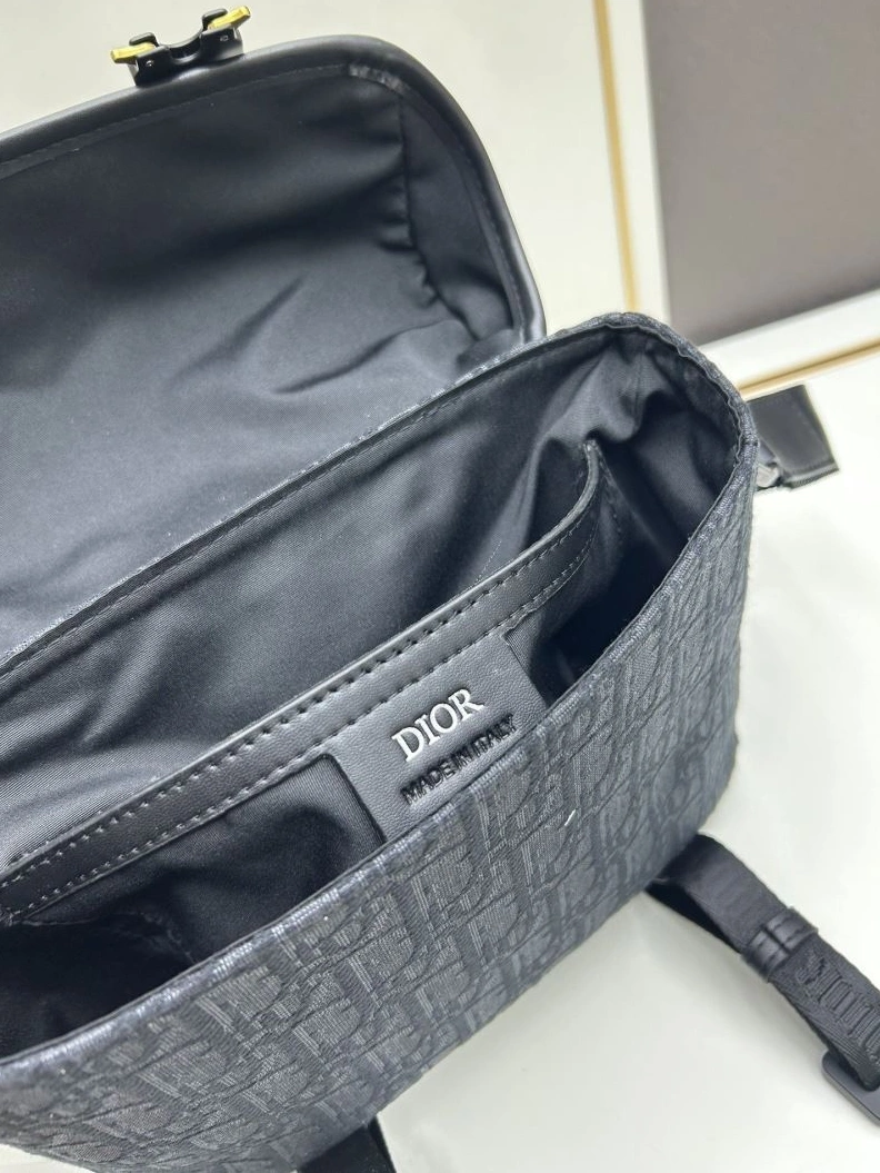 Trendsetting Dxxr Satchel bags 62018