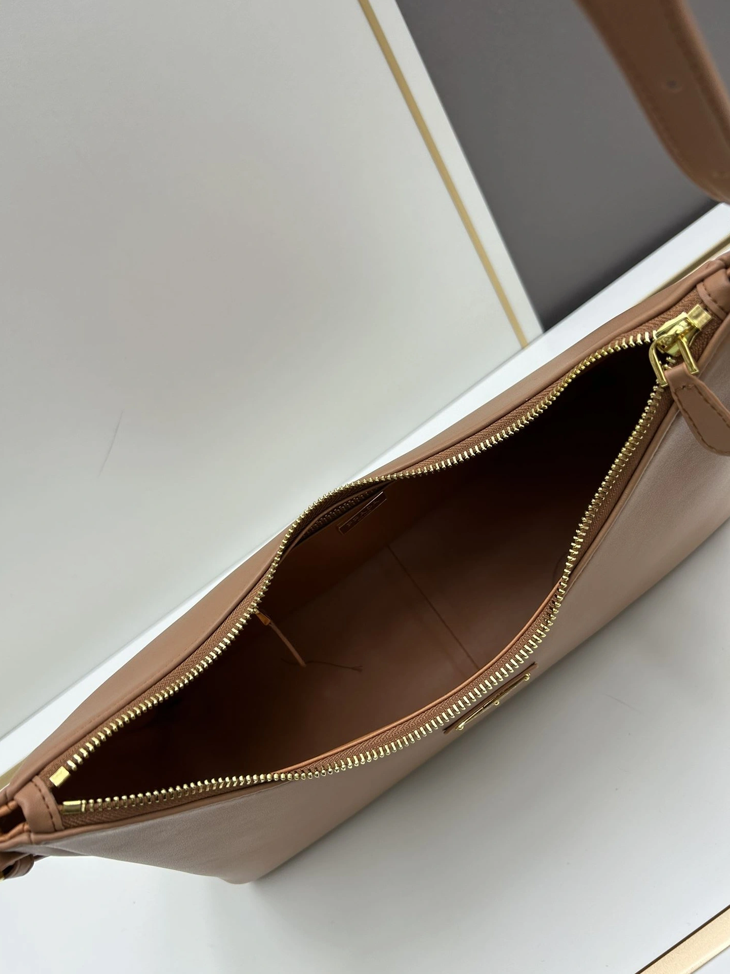 Trendsetting Prxdx Top Handle Bags 59127