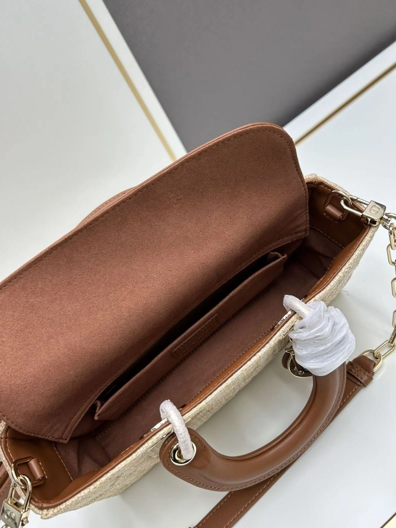 Comfortable Dxxr Shopping Bags 61911