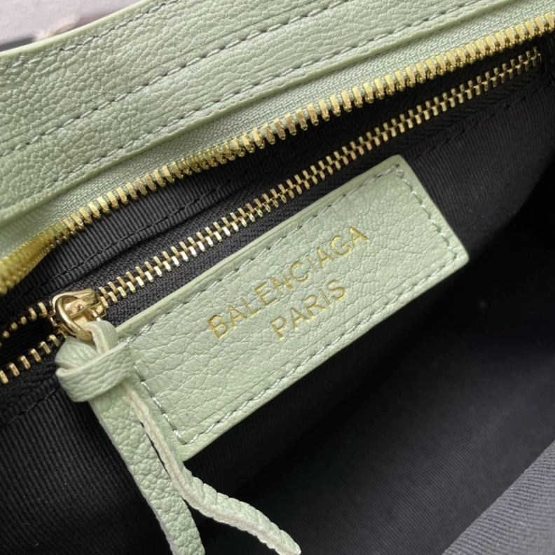 Bxlxnciaga Top Handle Bags Cozy 80482