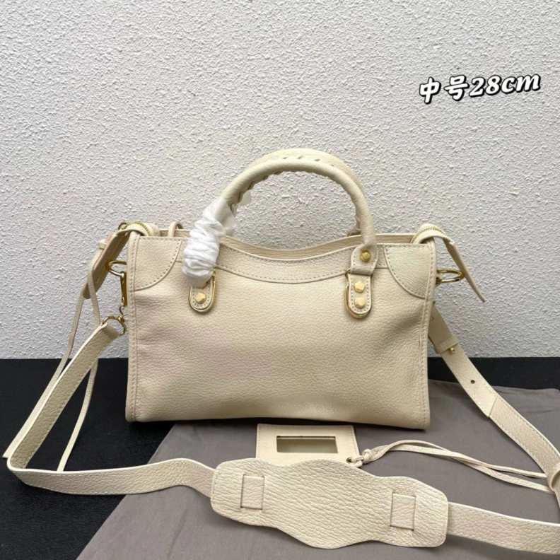 Fashionable Bxlxnciaga Top Handle Bags 80461