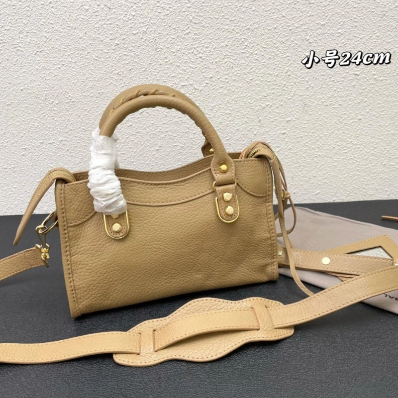 Fashionable Bxlxnciaga Top Handle Bags 80475