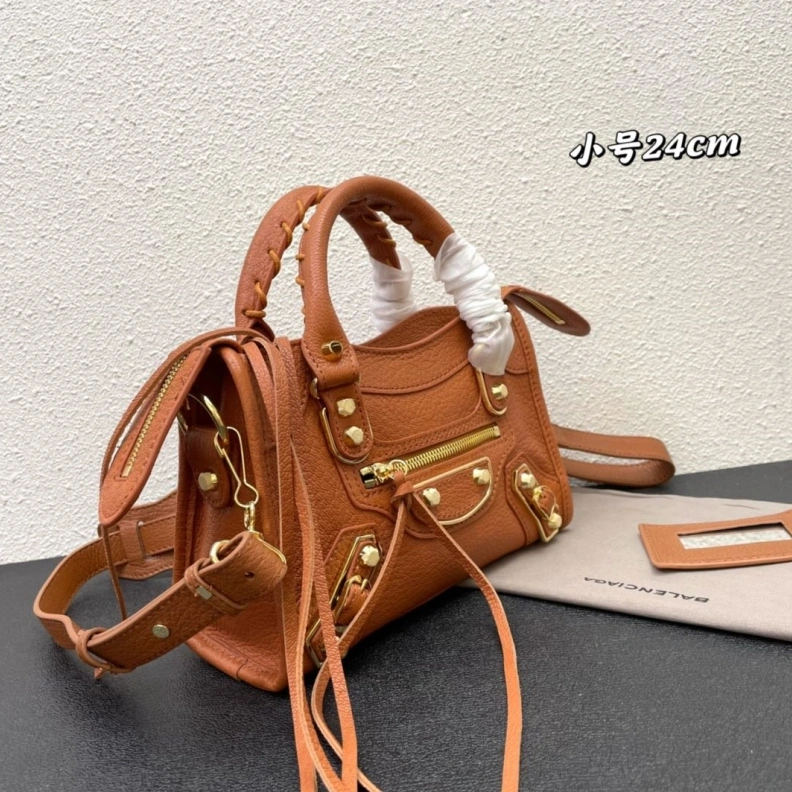 Flexible Bxlxnciaga Top Handle Bags 80465