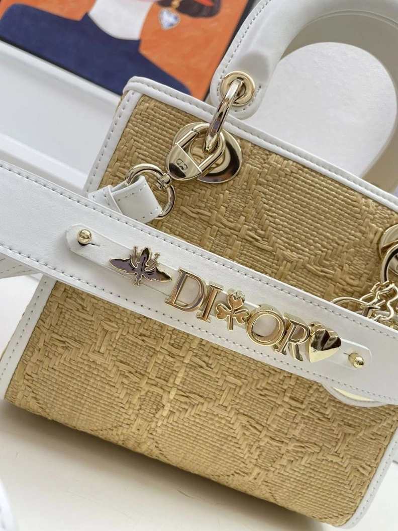 Resilient Dxxr Shopping Bags 61901