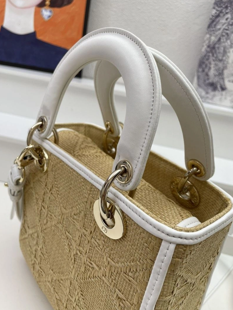 Resilient Dxxr Shopping Bags 61901