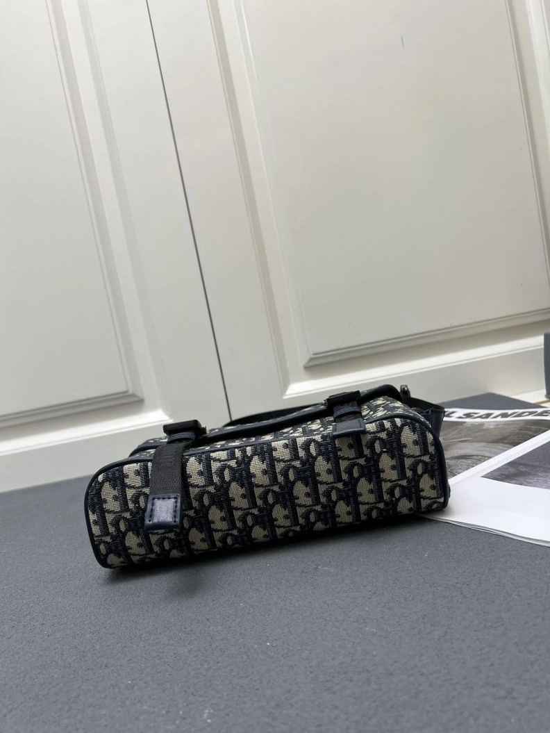 EyeCatching Dxxr Satchel bags 62004