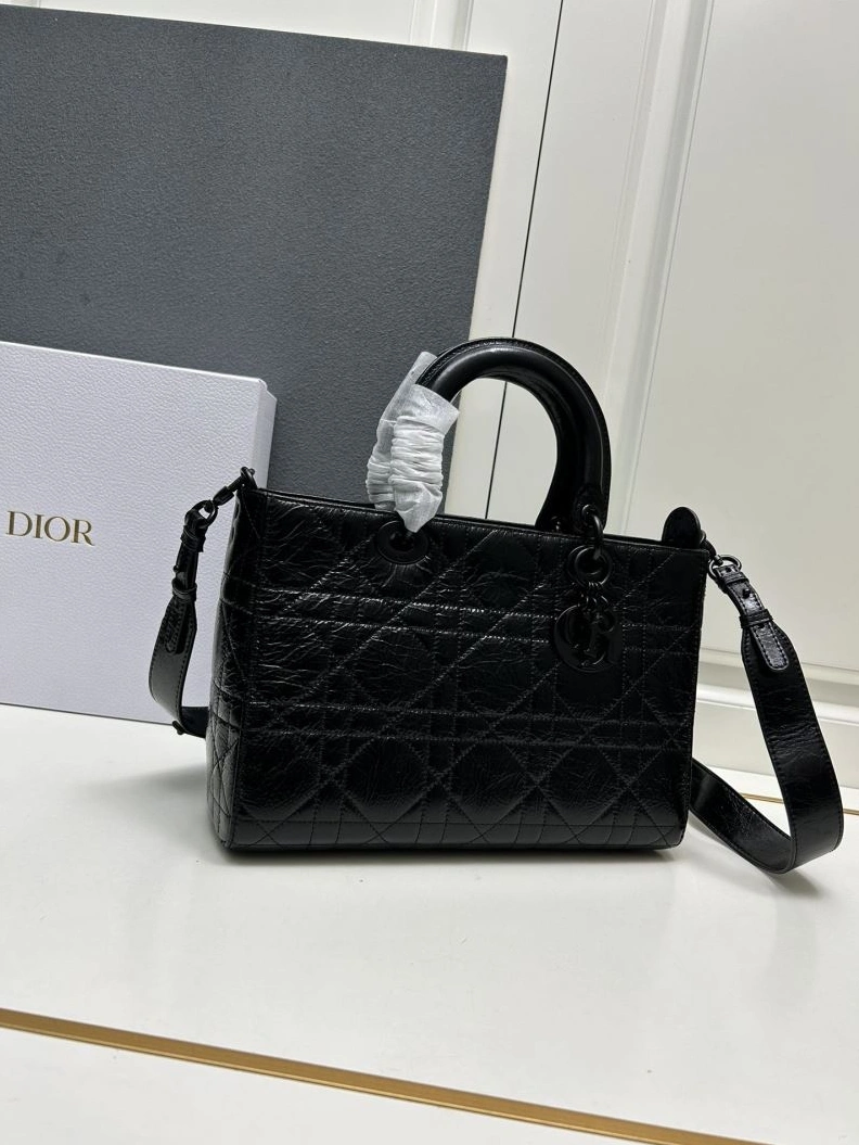 ModernLook Dxxr Shopping Bags 61909
