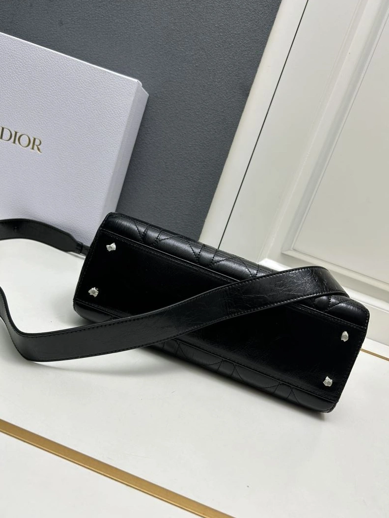 ModernLook Dxxr Shopping Bags 61909