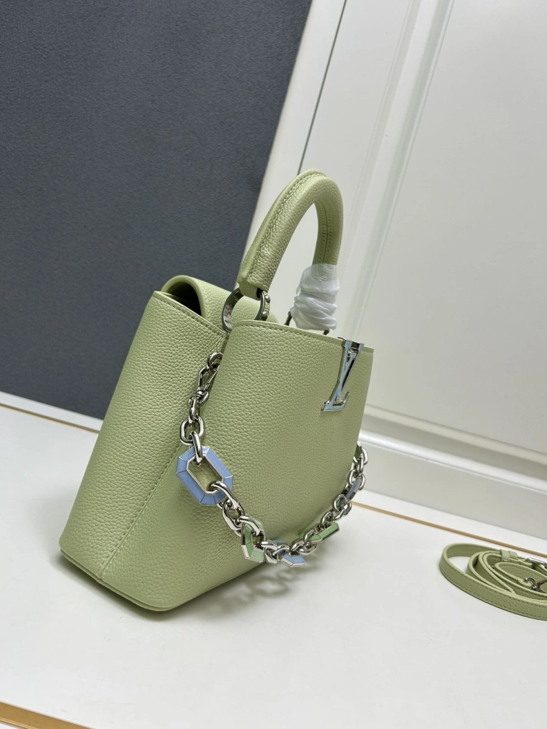 Flexible LX Caxucines Bags 23676
