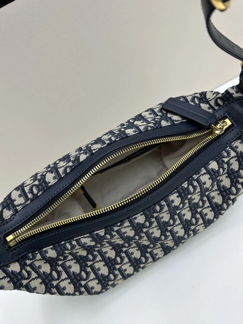DailyWear Dxxr Top Handle Bags 61855