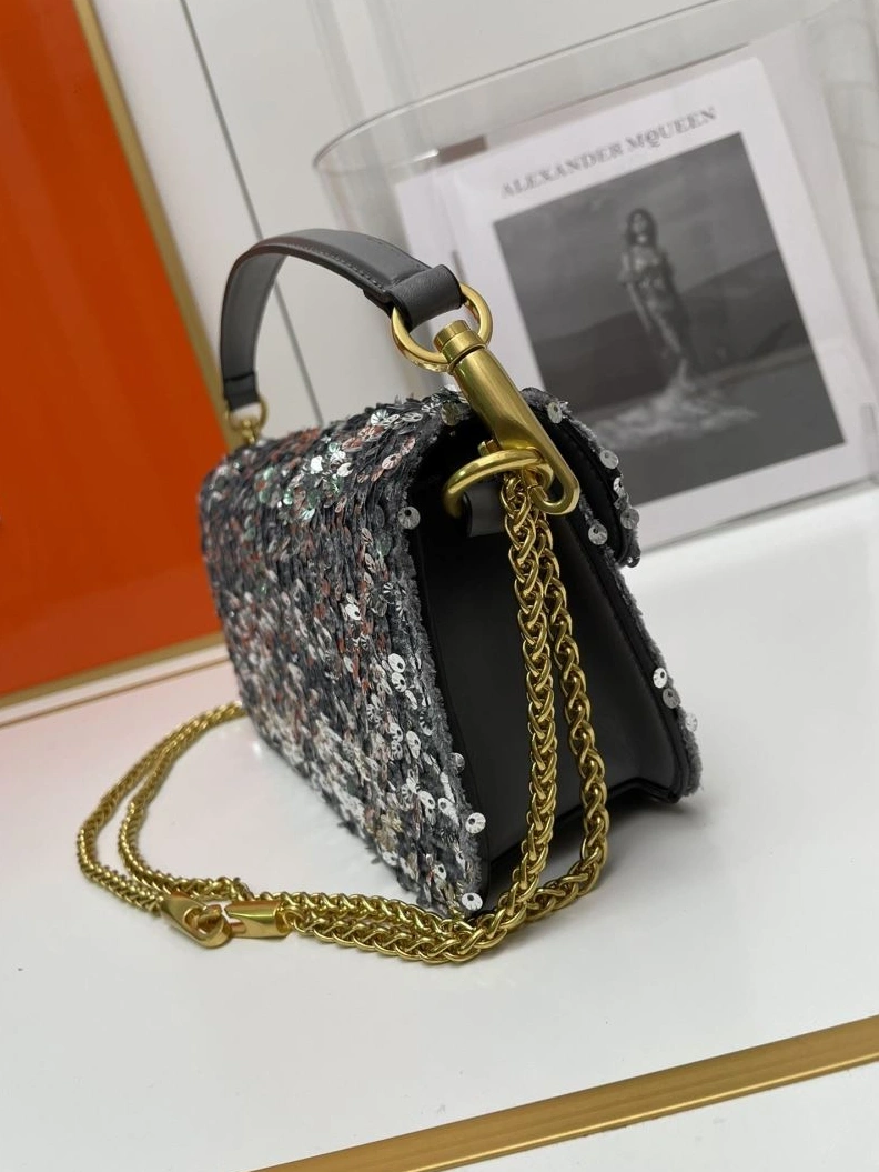 SportInspired Vxlxntino Handle Bags 79231