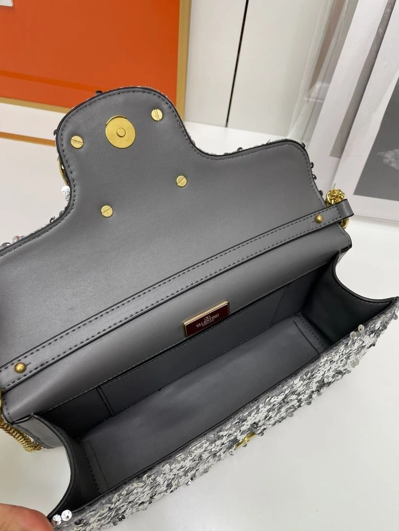 SportInspired Vxlxntino Handle Bags 79231