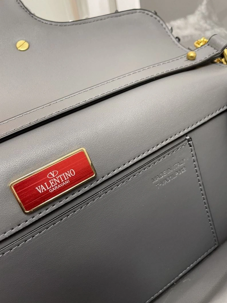 SportInspired Vxlxntino Handle Bags 79231