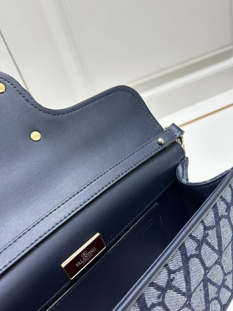 Cozy Vxlxntino Satchel Bags 78970