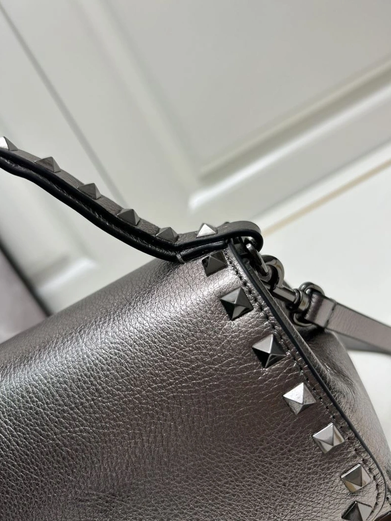Resilient Vxlxntino Handle Bags 79215
