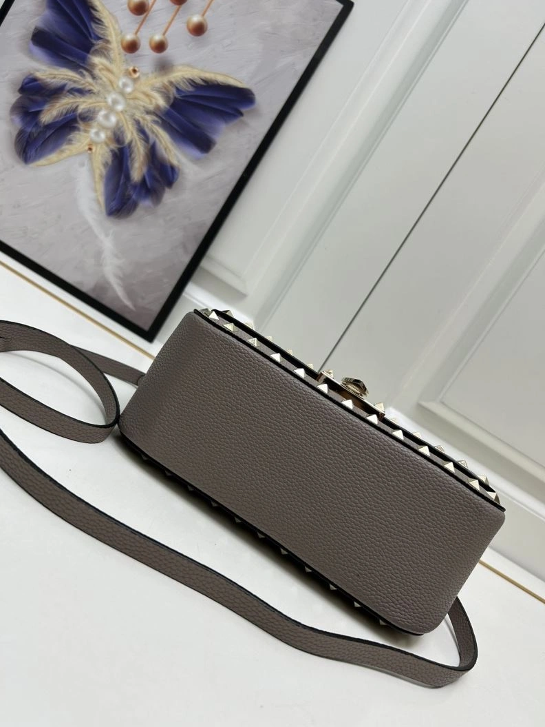 Fashionable Vxlxntino Handle Bags 79212
