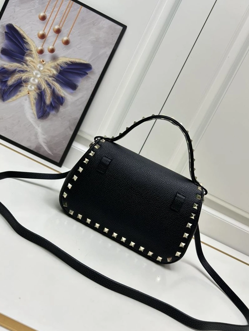 Vibrant Vxlxntino Handle Bags 79218