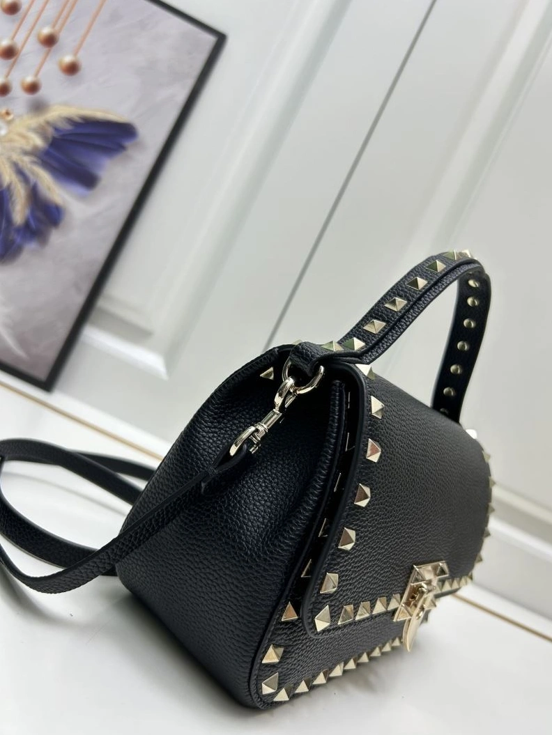 Vibrant Vxlxntino Handle Bags 79218