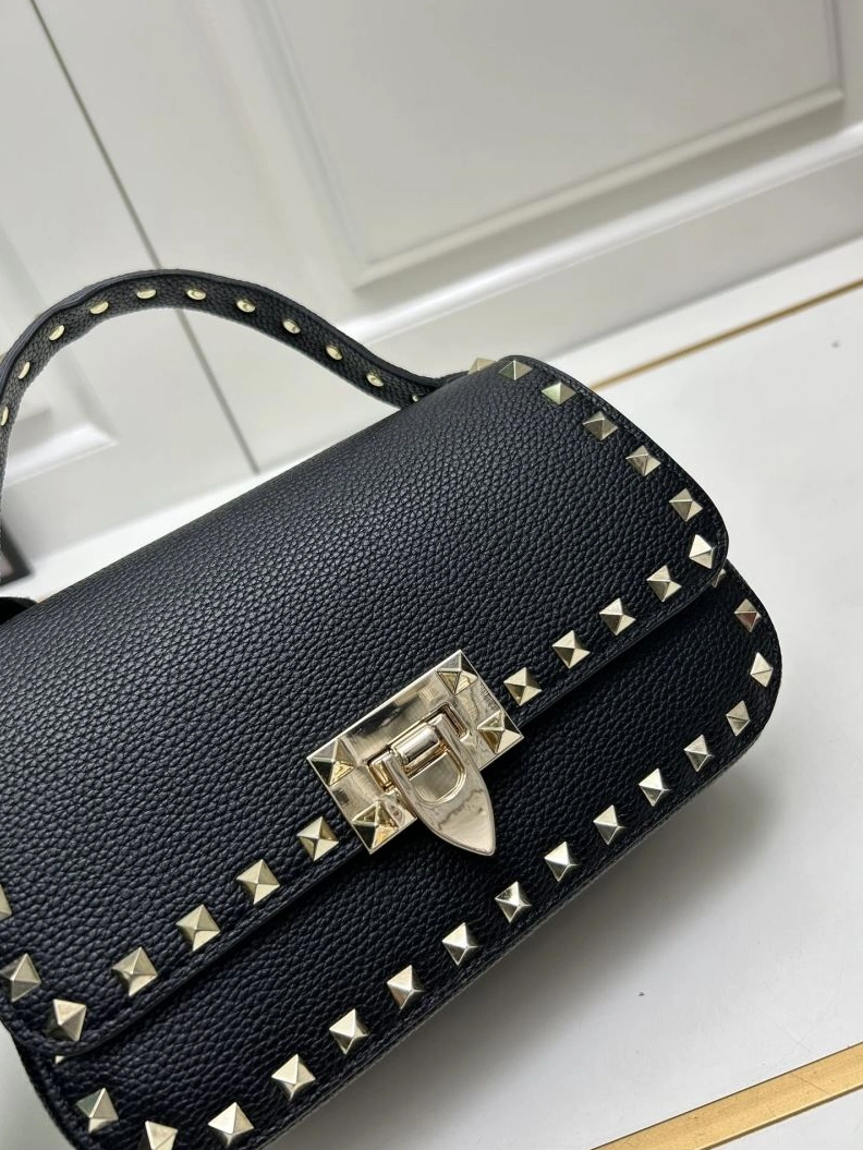 Vibrant Vxlxntino Handle Bags 79218