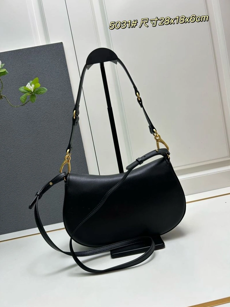 Breathable Vxlxntino Handle Bags 79198